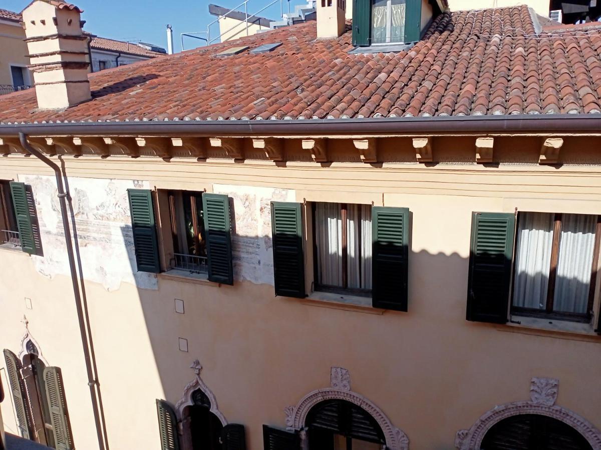 Bra Luxury Guest House Verona Exterior photo