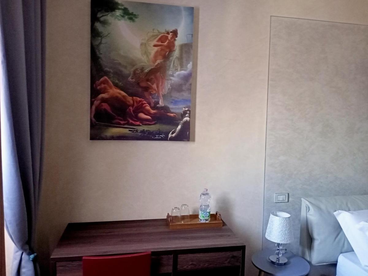 Bra Luxury Guest House Verona Room photo